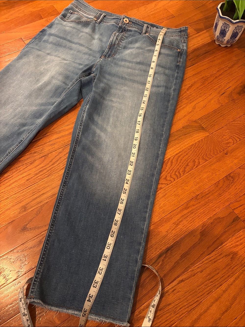 High Rise Straight Leg Crop Jeans - 14 R - Picture 11 of 12